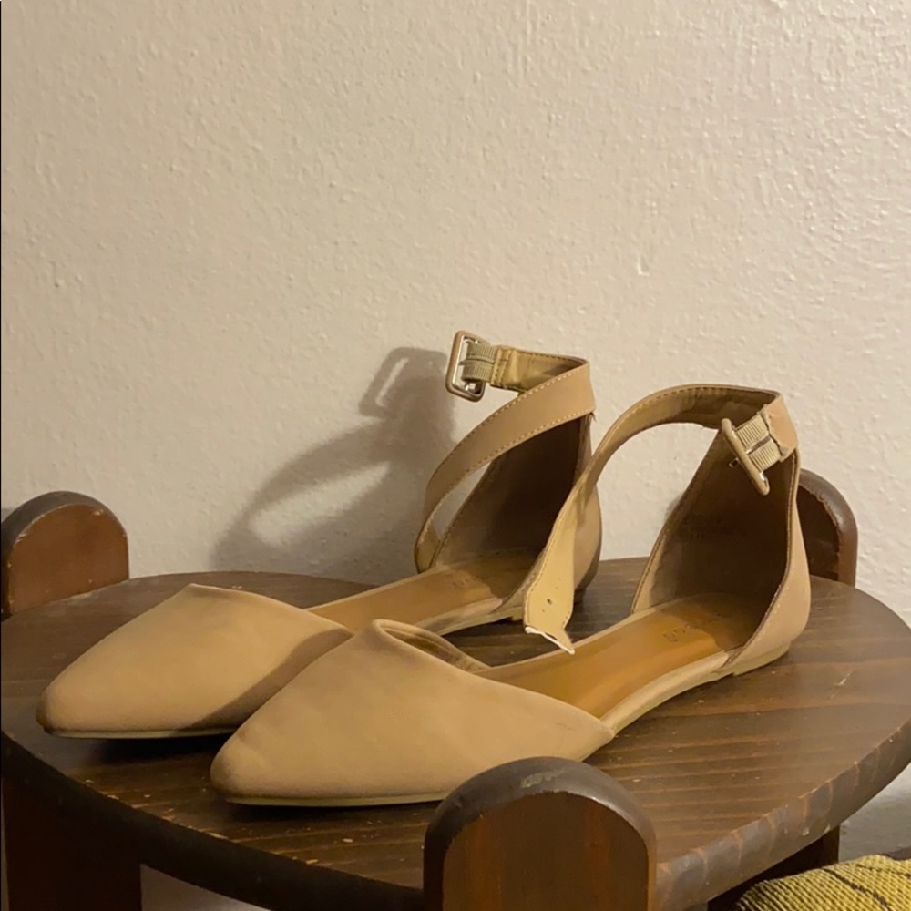 Like New Bamboo Nude Ballerina Ballet Flat